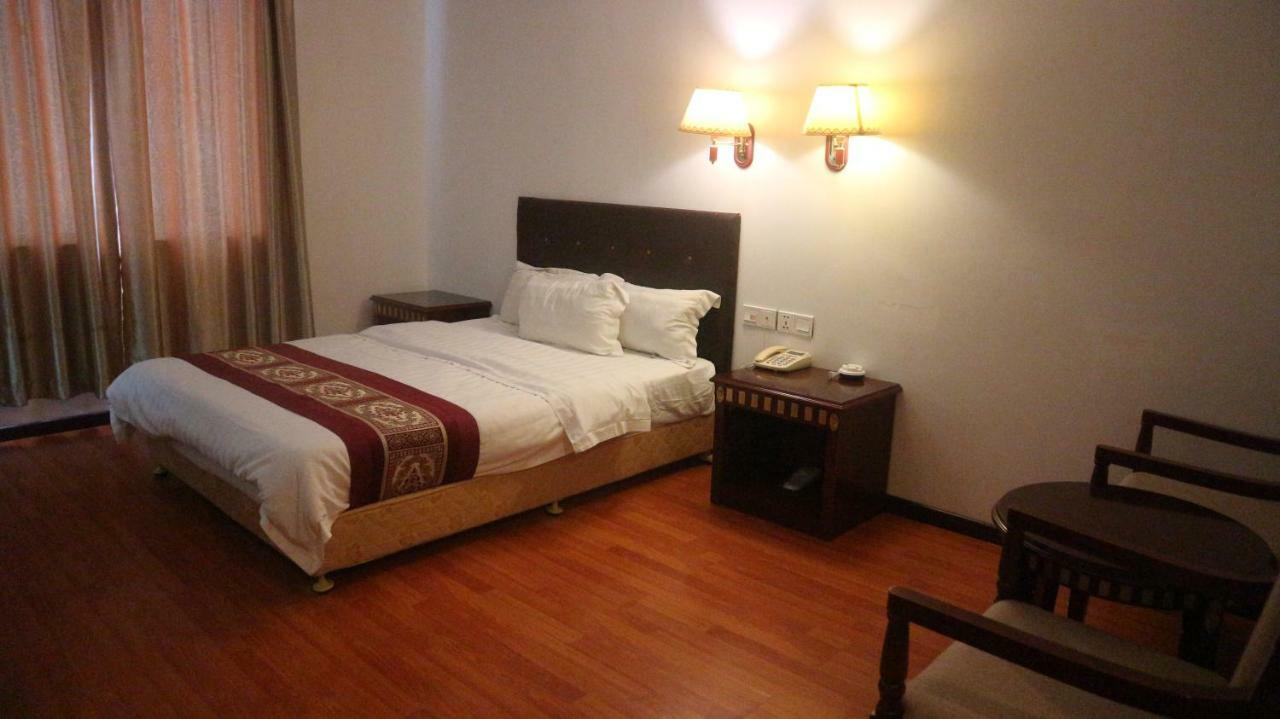 Beach Garden Hotel Dili Extérieur photo